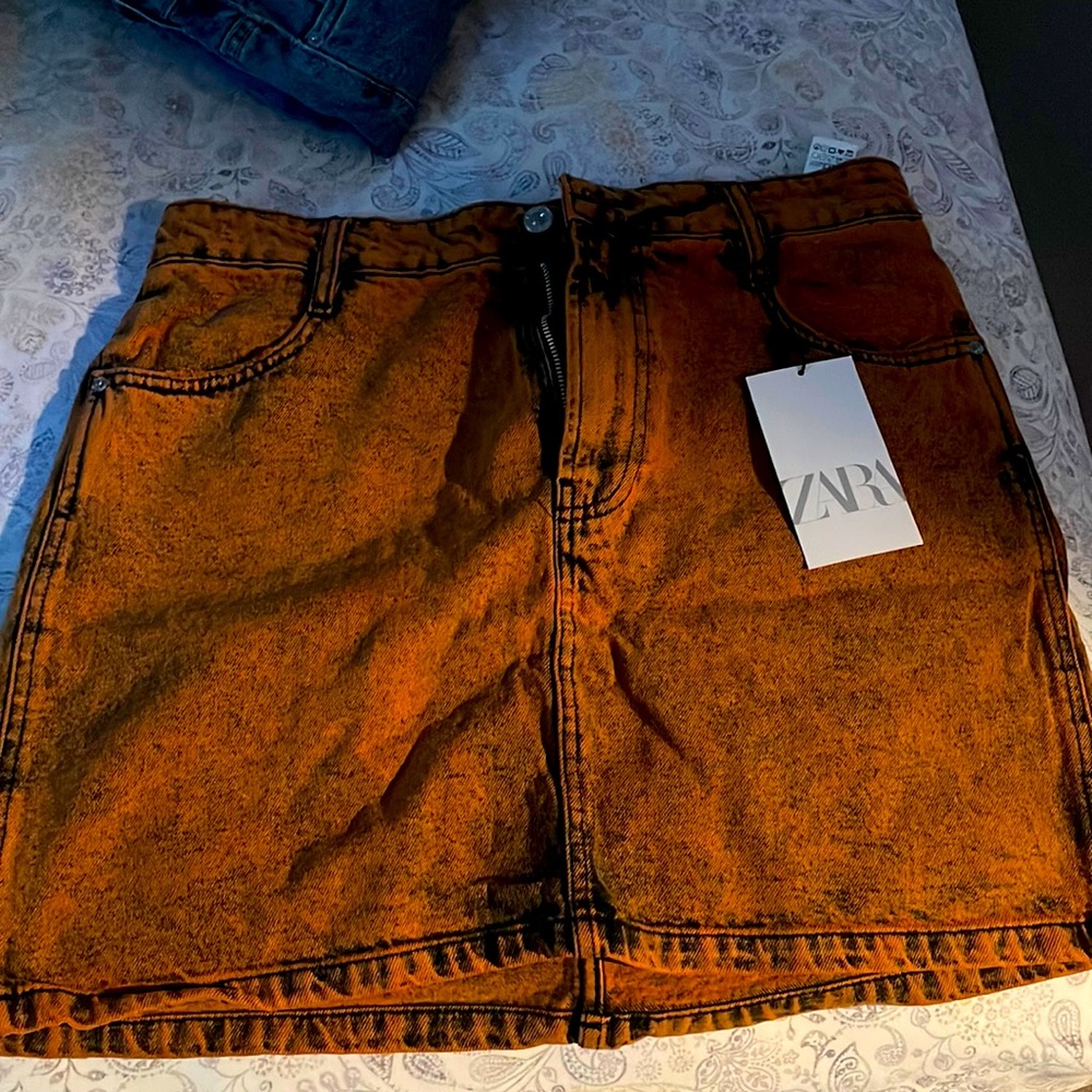 Zara Brunt Orange high rise denim mini skit